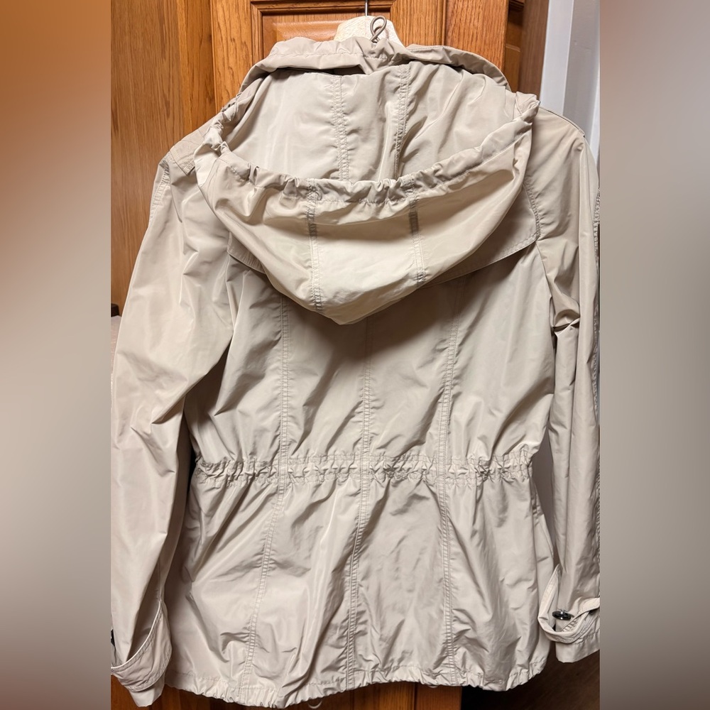 Burberry Light Tan Utility Jacket - Picture 5 of 5